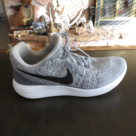 Nike Shoes - Nike Running Womens Lunarepic Low Flyknit 2